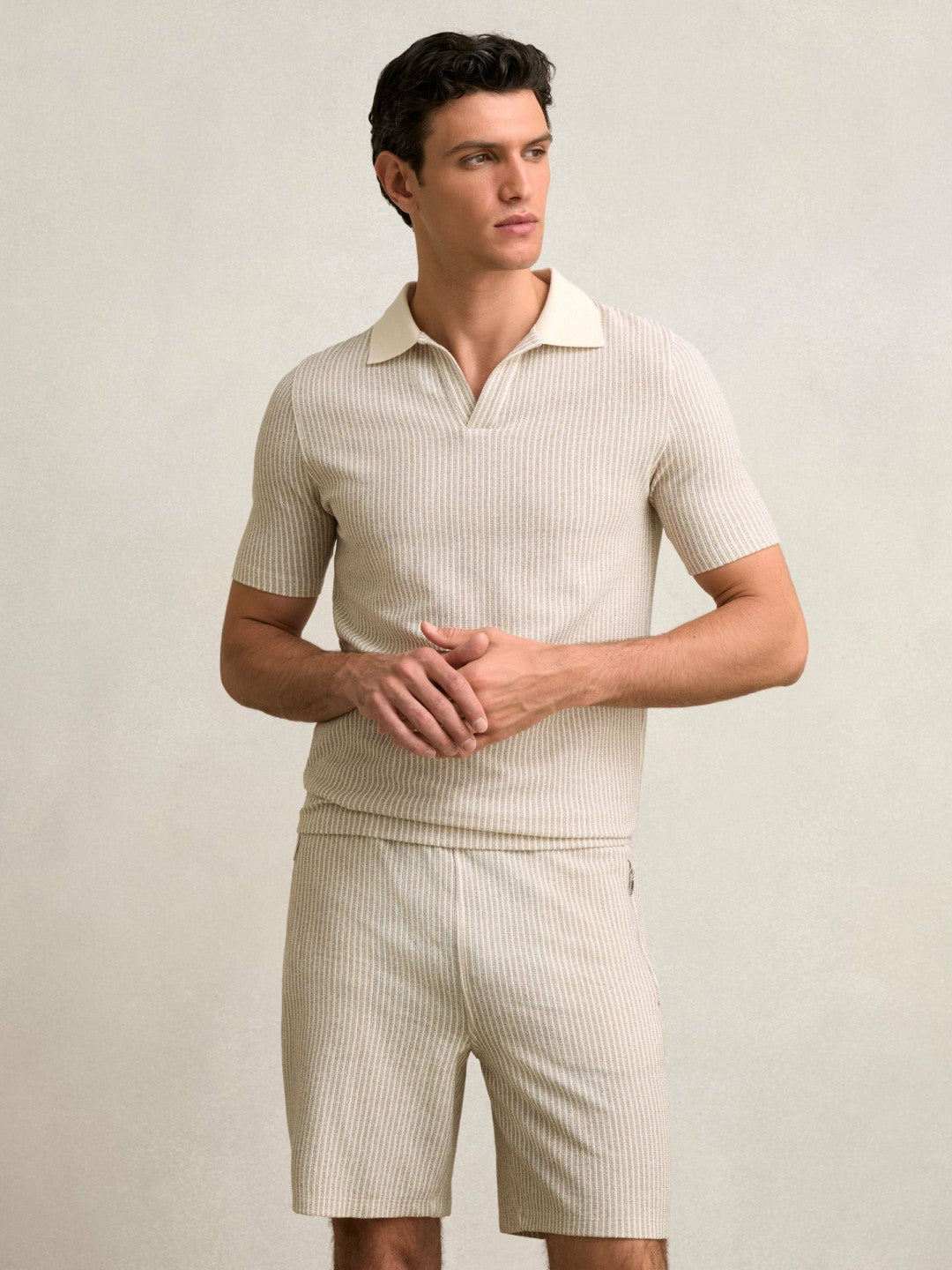 Cotton-Blend Stripe Drawstring Shorts in Ecru/Taupe Brown Men | Reiss