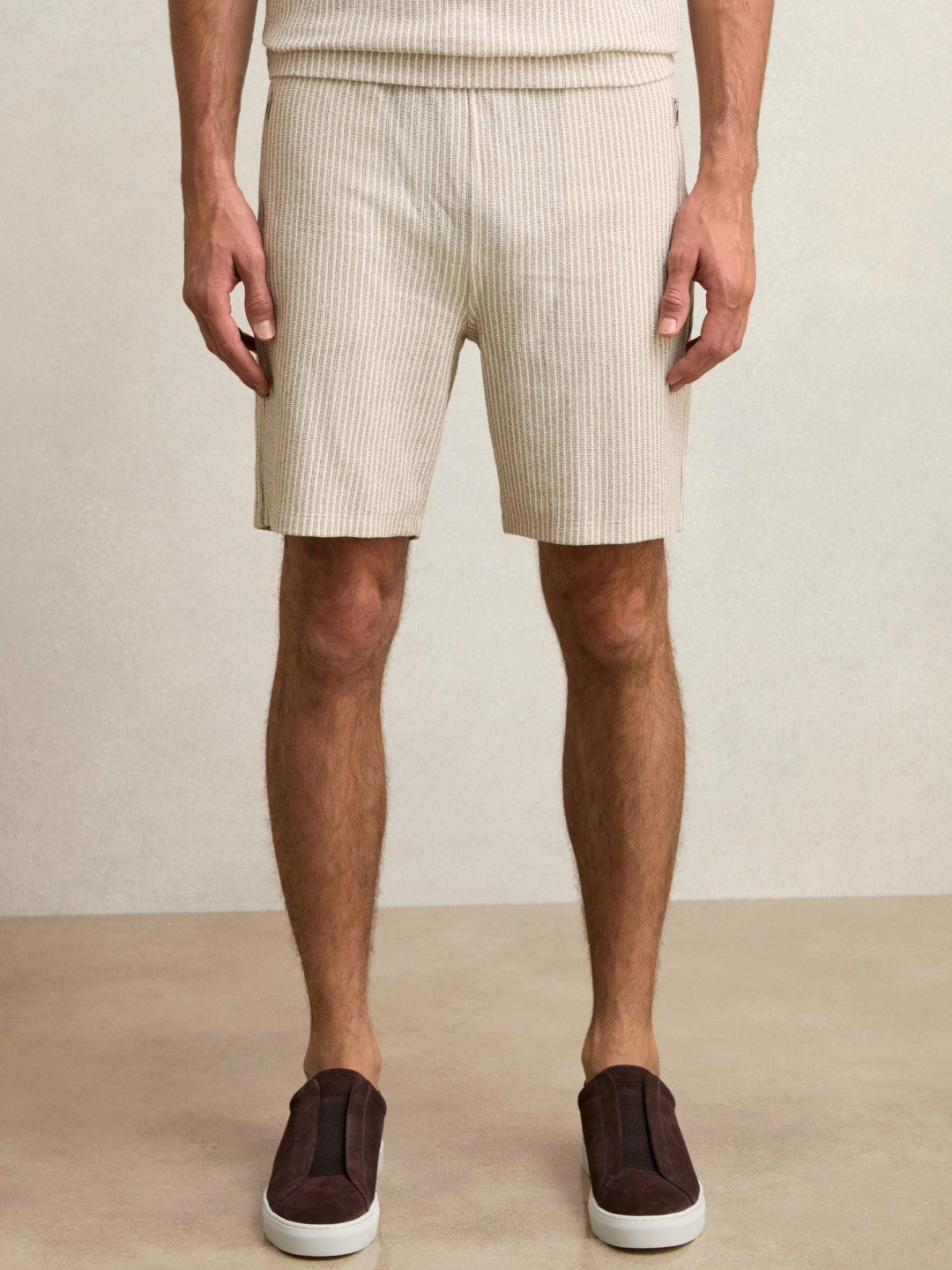 Cotton-Blend Stripe Drawstring Shorts in Ecru/Taupe Brown Men | Reiss