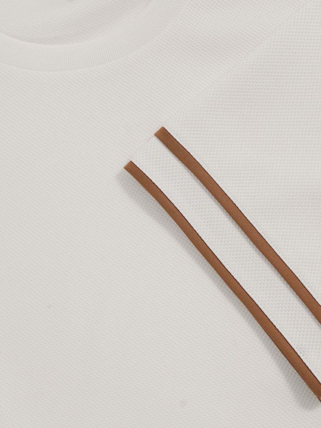 Textured Crew-Neck Tipped T-Shirt in White Men | Reiss