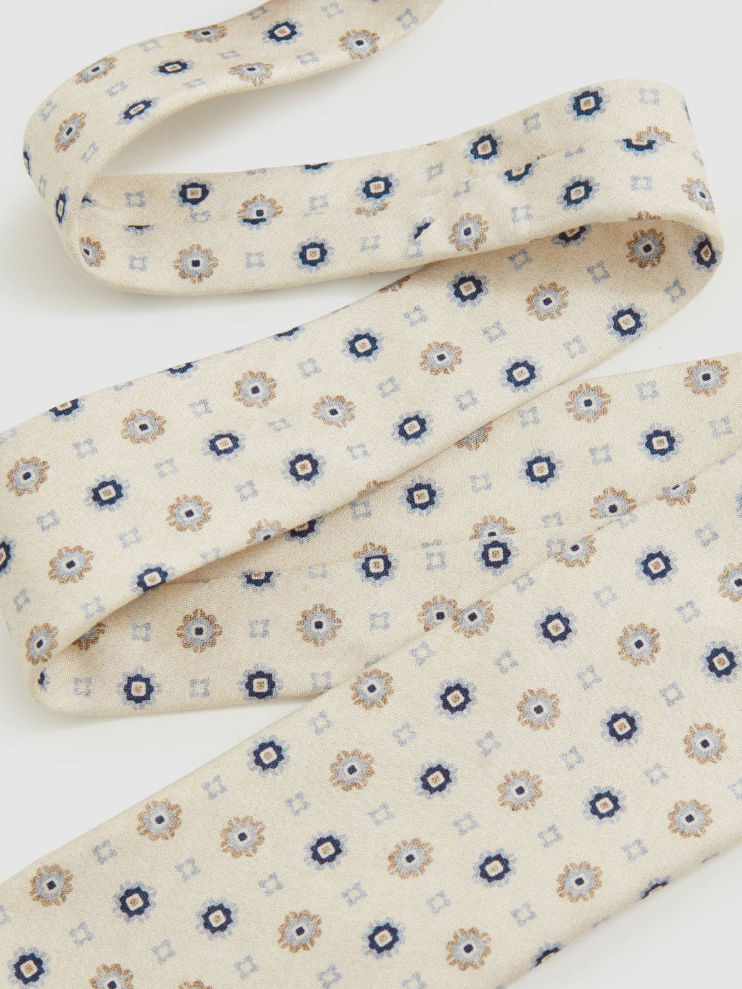 Silk Floral-Medallion Tie in Ivory Men | Reiss