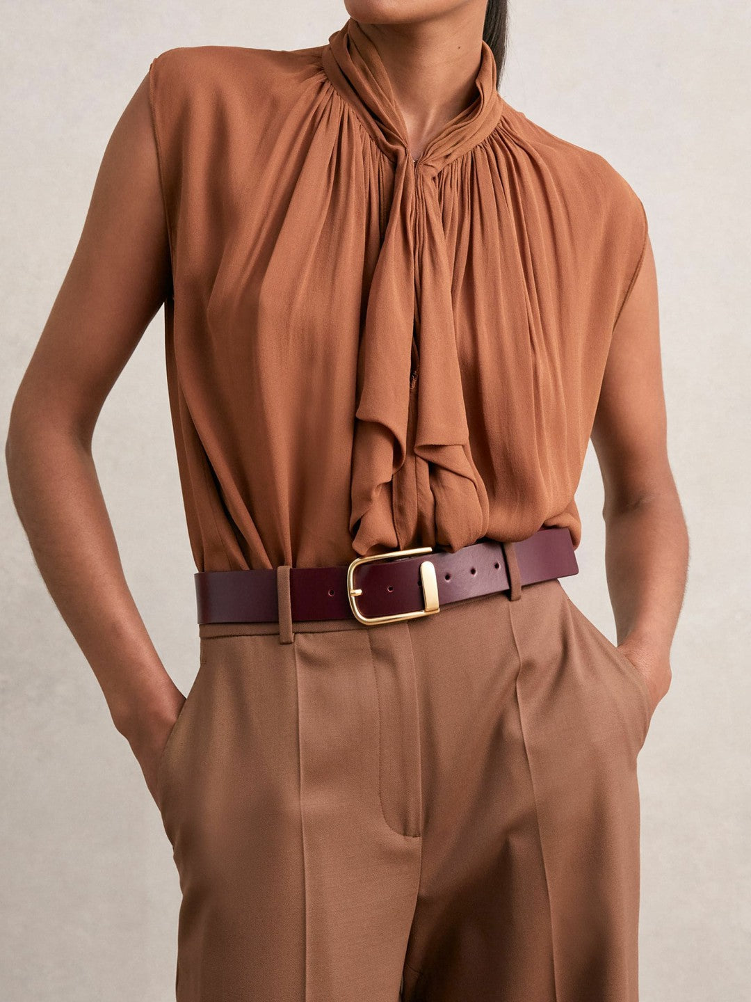 Leather Half Keeper Belt in Burgundy Women | Reiss