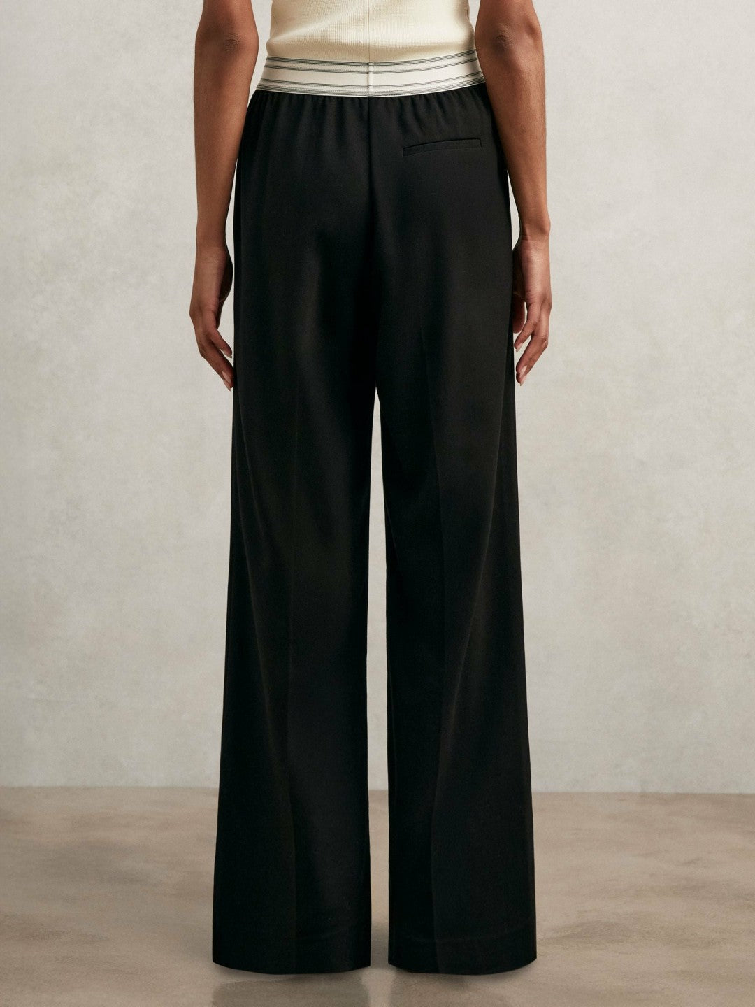 Petite Wide-Leg Contrast-Waistband Trousers in Black Women | Reiss