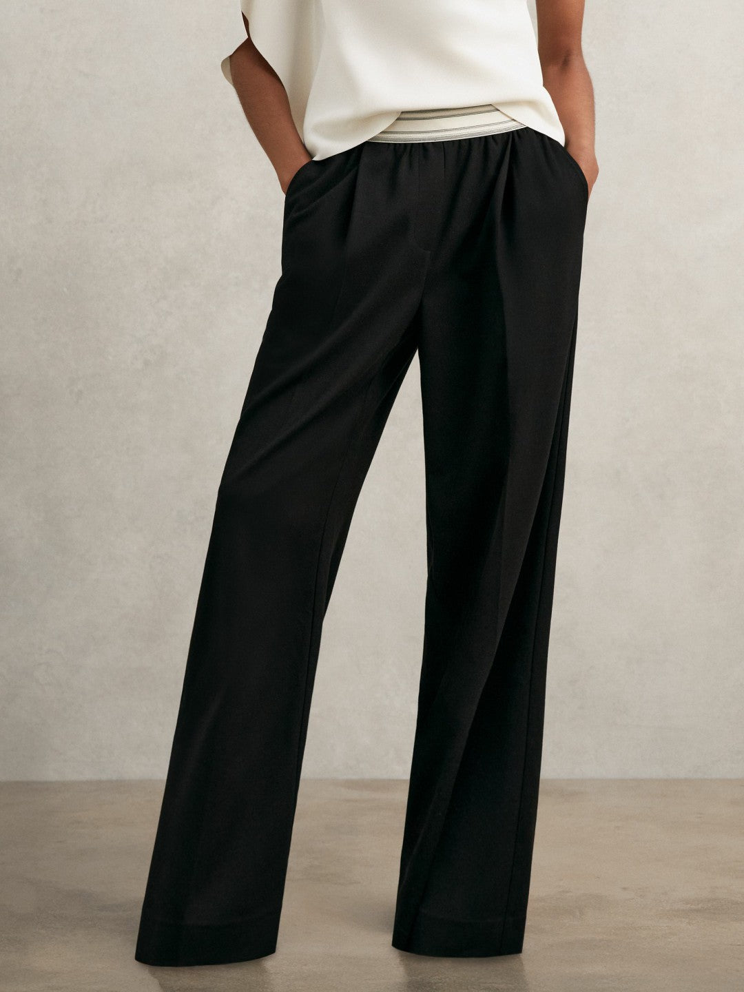 Wide-Leg Contrast-Waistband Trousers in Black Women | Reiss