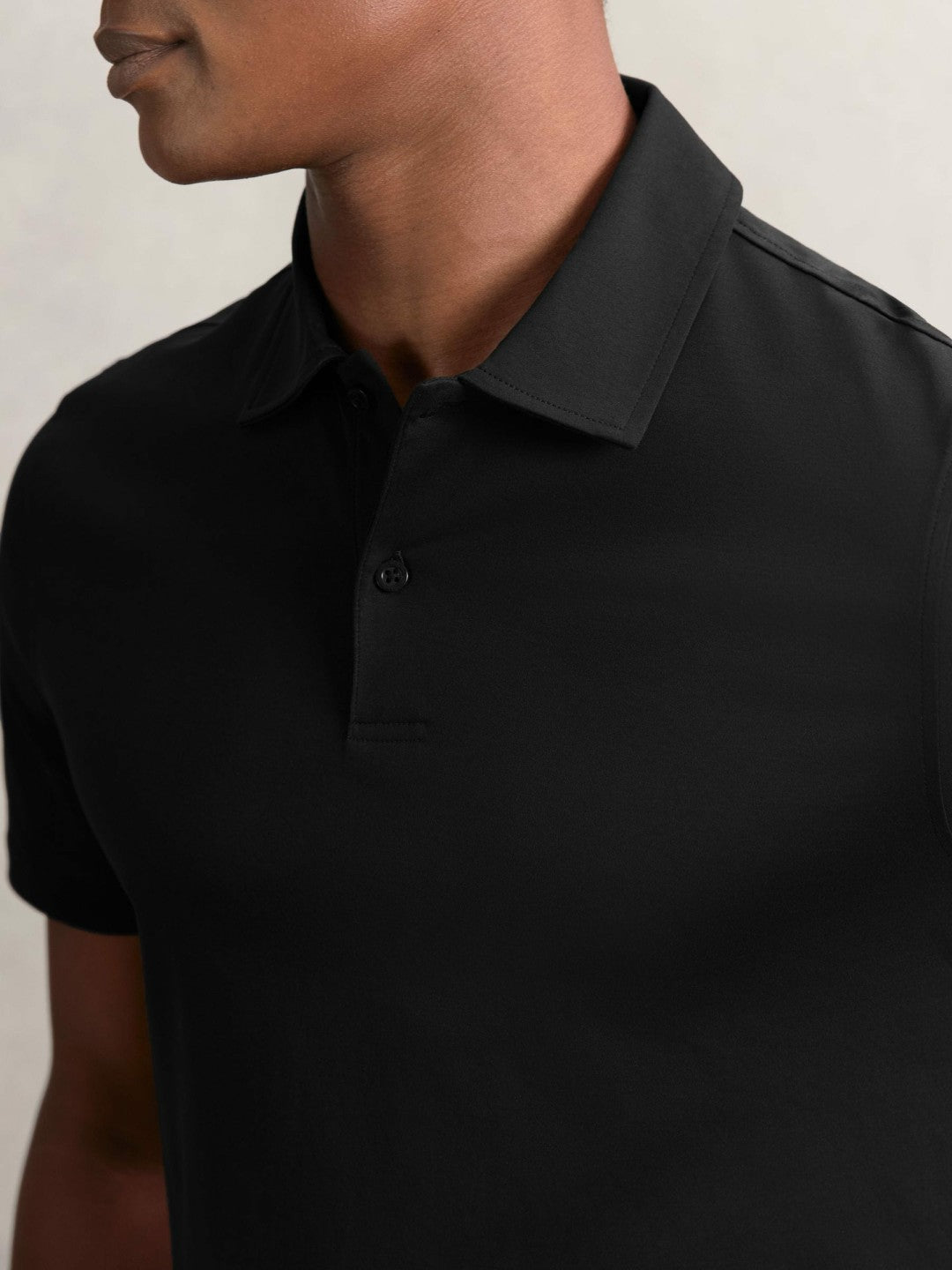 Cotton Short-Sleeve Polo Shirt in Black Men | Reiss