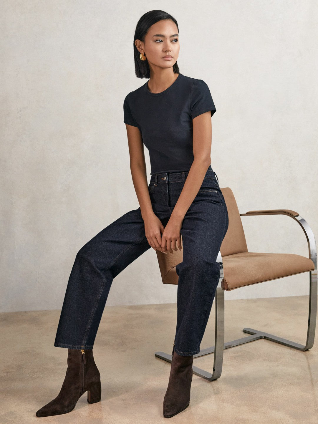Petite Mid-Rise Straight-Leg Jeans in Dark Blue Women | Reiss