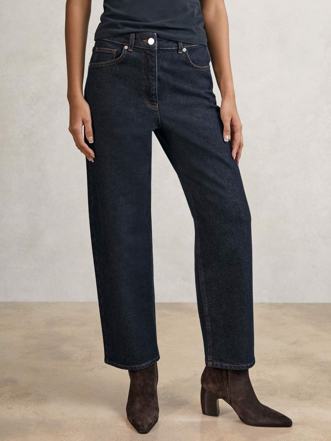 Petite Mid-Rise Straight-Leg Jeans in Dark Blue Women | Reiss