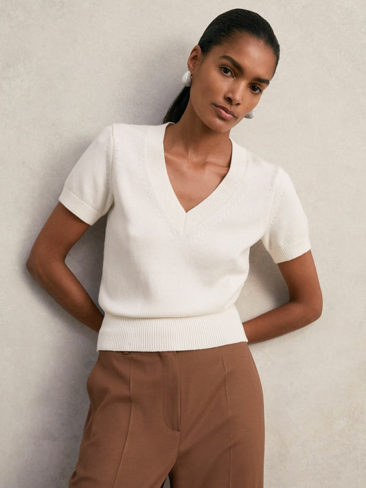 Cotton-Wool Knit V-Neck Top in Ivory Women | Reiss