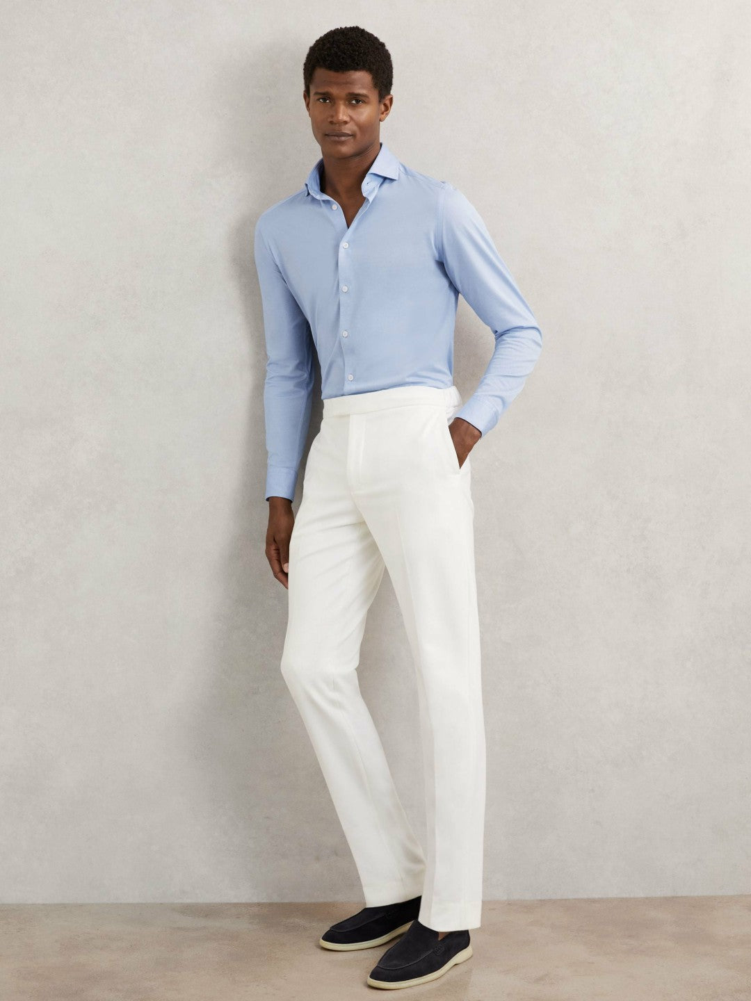 Cotton-Blend Jersey Cutaway-Collar Shirt in Soft Blue Men | Reiss