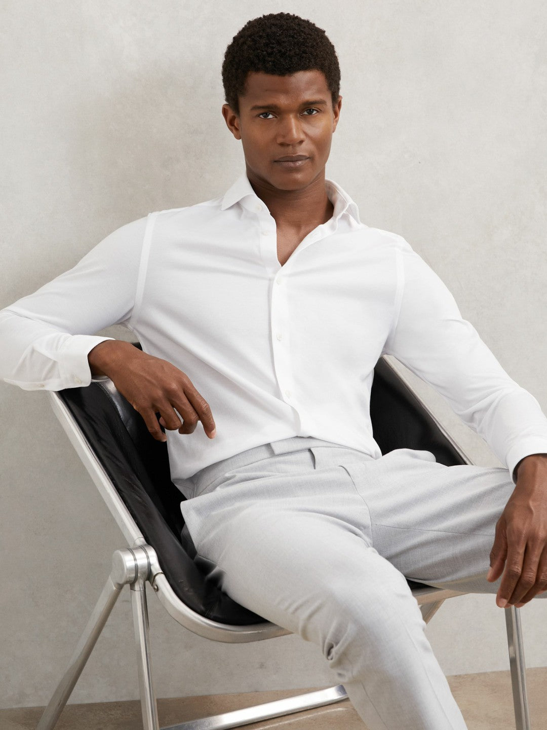 Cotton-Blend Jersey Cutaway-Collar Shirt in White Men | Reiss